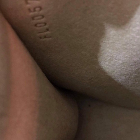 Louis Vuitton Florentine Waist Bag - Picture 6 of 11